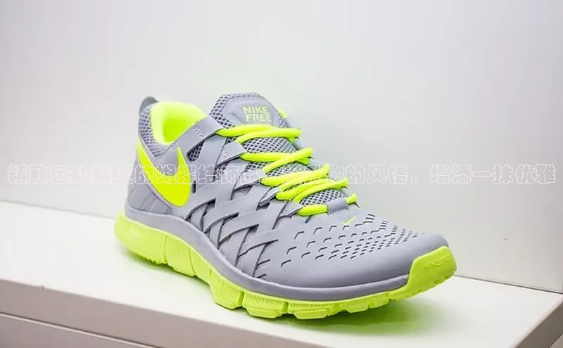 意昂体育APP挪威主权基金精致运动鞋上的蝴蝶结饰品：提升你的风格，增添一抹优雅