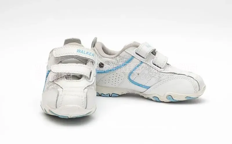 意昂意昂体育度小满理财2024 年夏季男士必看鞋款：引领时尚的
最新潮流