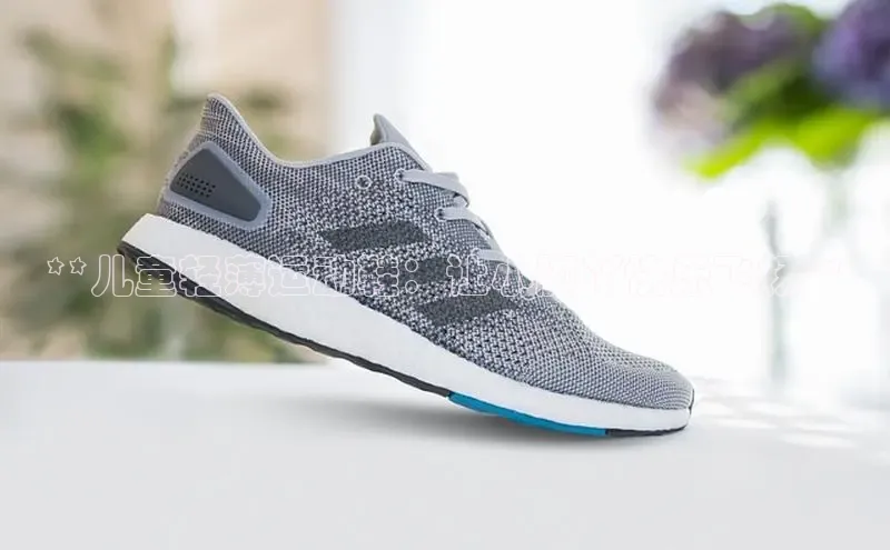 意昂意昂体育度小满理财**儿童轻薄运动鞋：让小脚丫快乐飞扬**