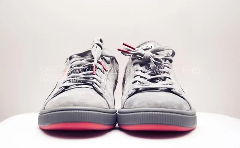 意昂体育百度 H52024 年最令人惊叹的女款秋冬靴款：时尚
指南和灵感