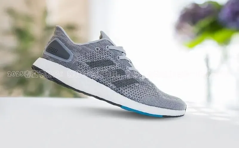 2025春夏季新品：独特棕色运动鞋，为你的时尚之旅增添一抹别样风采